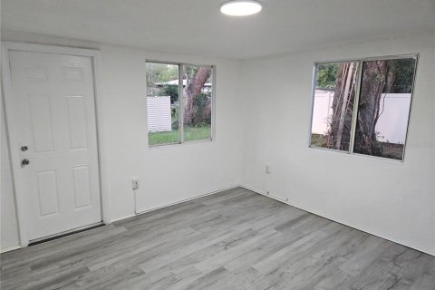 Villa ou maison à louer à Clearwater, Floride: 3 chambres, 121.05 m2 № 2349445 - photo 15
