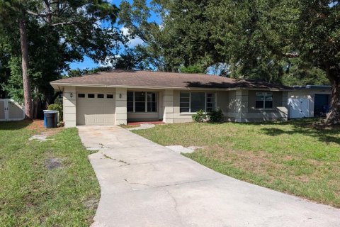 Villa ou maison à Clearwater, Floride 3 chambres, 121.05 m2 № 2349445