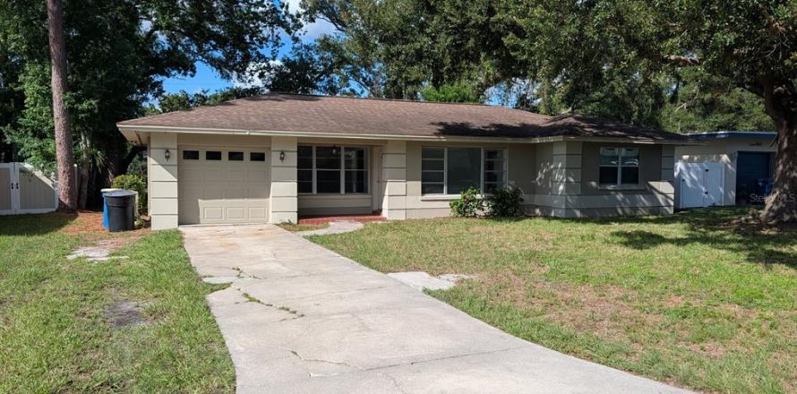 Villa ou maison à Clearwater, Floride 3 chambres, 121.05 m2 № 2349445