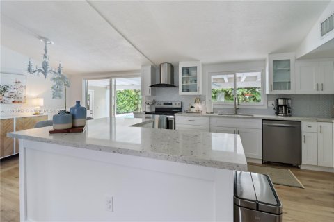 Casa en venta en Delray Beach, Florida, 3 dormitorios, 114.83 m2 № 1952144 - foto 5