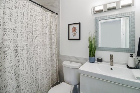 Casa en venta en Delray Beach, Florida, 3 dormitorios, 114.83 m2 № 1952144 - foto 18