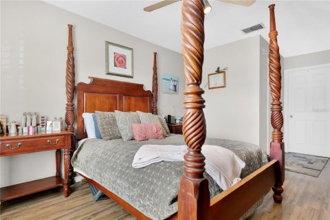 Condo in Orlando, Florida, 3 bedrooms № 2409814 - photo 17