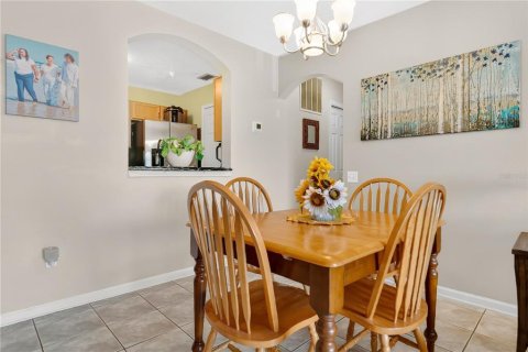 Condo in Orlando, Florida, 3 bedrooms № 2409814 - photo 11