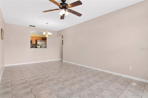 Condo in Orlando, Florida, 3 bedrooms № 2409814 - photo 4