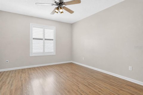Condo in Orlando, Florida, 3 bedrooms № 2409814 - photo 14