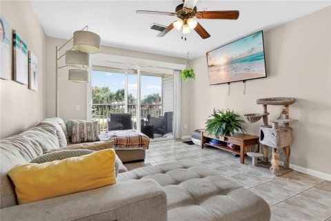 Condo in Orlando, Florida, 3 bedrooms № 2409814 - photo 9