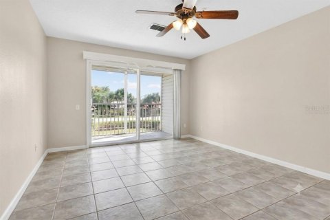 Condo in Orlando, Florida, 3 bedrooms № 2409814 - photo 8
