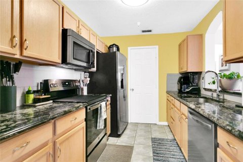 Condo in Orlando, Florida, 3 bedrooms № 2409814 - photo 12