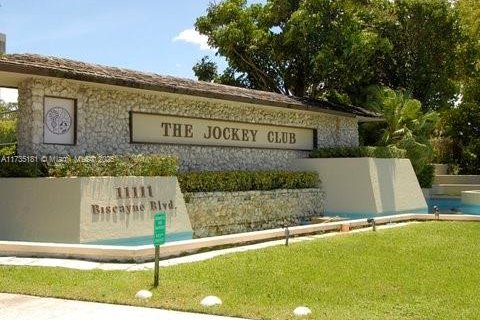 Condo in Miami, Florida, 1 bedroom  № 1763369 - photo 10