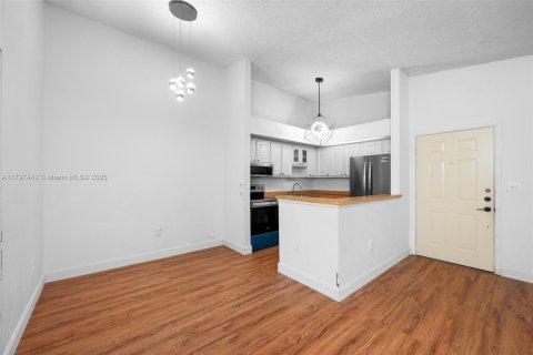 Купить кондоминиум в Майами, Флорида 2 спальни, 93.65м2, № 1971316 - фото 8