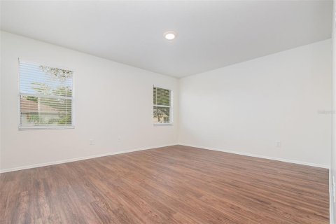 Casa en venta en Apopka, Florida, 4 dormitorios, 257.43 m2 № 1904542 - foto 11