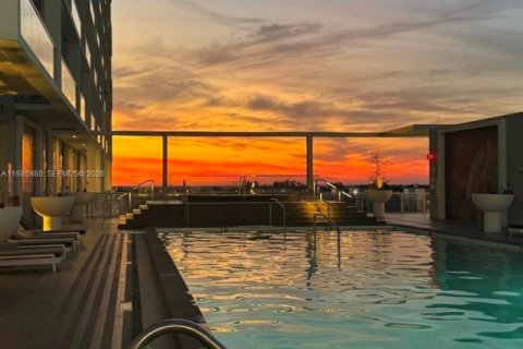 Снять в аренду кондоминиум в Санрайз, Флорида 2 спальни, 85.47м2, № 2047598 - фото 12