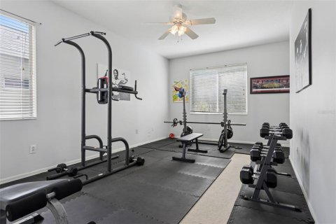 House in Tampa, Florida 5 bedrooms, 365.38 sq.m. № 2111123 - photo 22