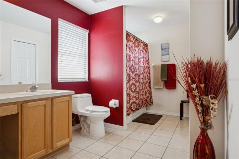 House in Tampa, Florida 5 bedrooms, 365.38 sq.m. № 2111123 - photo 29