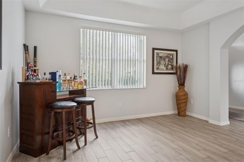 House in Tampa, Florida 5 bedrooms, 365.38 sq.m. № 2111123 - photo 11