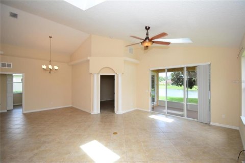 Casa en alquiler en Palm Coast, Florida, 3 dormitorios, 151.8 m2 № 1907223 - foto 8