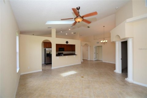 Casa en alquiler en Palm Coast, Florida, 3 dormitorios, 151.8 m2 № 1907223 - foto 5