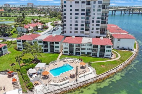 Condominio en venta en Saint Petersburg, Florida, 2 dormitorios, 82.68 m2 № 1850103 - foto 2