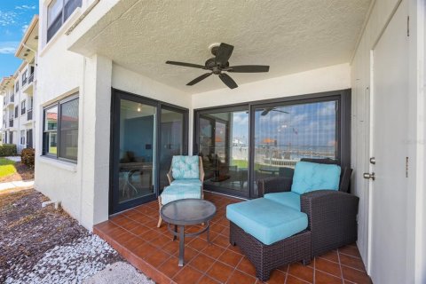 Condominio en venta en Saint Petersburg, Florida, 2 dormitorios, 82.68 m2 № 1850103 - foto 30