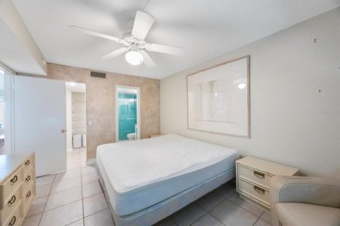 Condominio en venta en Saint Petersburg, Florida, 2 dormitorios, 82.68 m2 № 1850103 - foto 21
