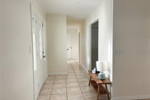House in Lakeland, Florida 4 bedrooms, 181.62 sq.m. № 1818823 - photo 3