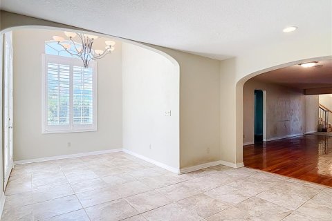 House in Daytona Beach, Florida 4 bedrooms, 360.09 sq.m. № 1833485 - photo 12