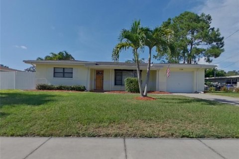 House in Dunedin, Florida 2 bedrooms, 117.06 sq.m. № 1872957 - photo 1