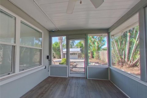 House in Dunedin, Florida 2 bedrooms, 117.06 sq.m. № 1872957 - photo 20