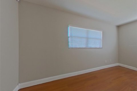 House in Dunedin, Florida 2 bedrooms, 117.06 sq.m. № 1872957 - photo 10