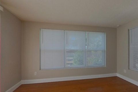 House in Dunedin, Florida 2 bedrooms, 117.06 sq.m. № 1872957 - photo 19