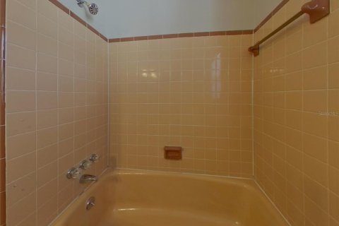 House in Dunedin, Florida 2 bedrooms, 117.06 sq.m. № 1872957 - photo 14