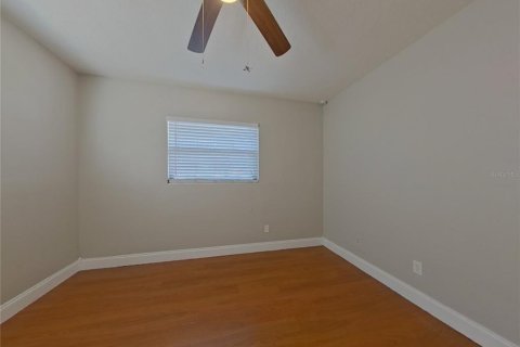 House in Dunedin, Florida 2 bedrooms, 117.06 sq.m. № 1872957 - photo 11