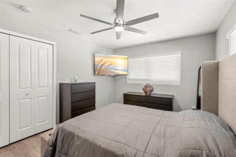 Casa en venta en Saint Petersburg, Florida, 3 dormitorios, 124.67 m2 № 2217043 - foto 21