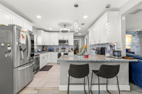 Casa en venta en Saint Petersburg, Florida, 3 dormitorios, 124.67 m2 № 2217043 - foto 9