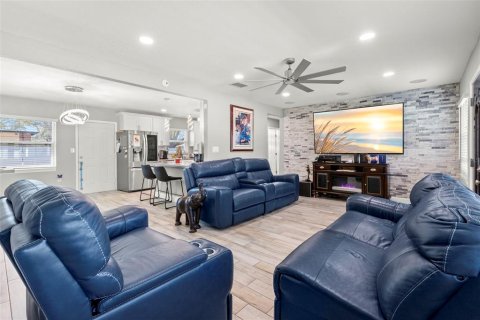 Casa en venta en Saint Petersburg, Florida, 3 dormitorios, 124.67 m2 № 2217043 - foto 8