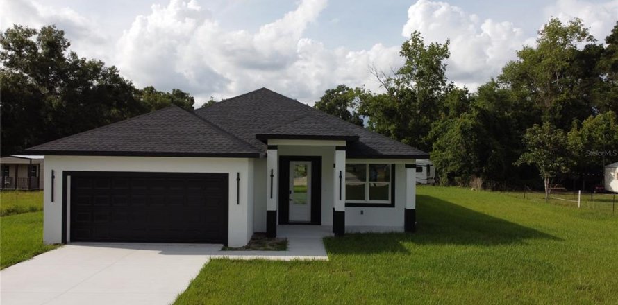 Villa ou maison à Summerfield, Floride 4 chambres, 171.87 m2 № 2207601