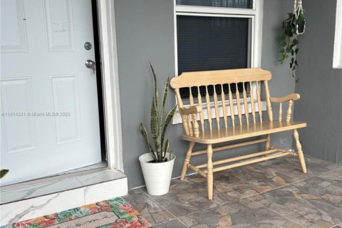 Купить виллу или дом в Майами, Флорида 4 спальни, 129.51м2, № 1969944 - фото 2
