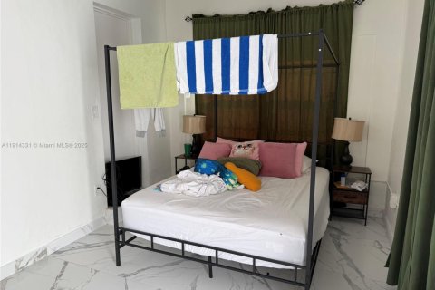 Купить виллу или дом в Майами, Флорида 4 спальни, 129.51м2, № 1969944 - фото 11