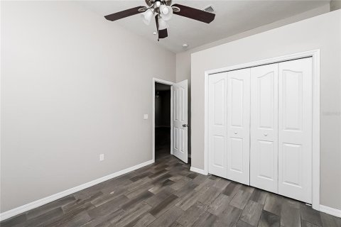 House in New Port Richey, Florida 3 bedrooms, 105.54 sq.m. № 1899118 - photo 12