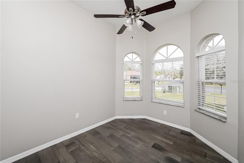 House in New Port Richey, Florida 3 bedrooms, 105.54 sq.m. № 1899118 - photo 9