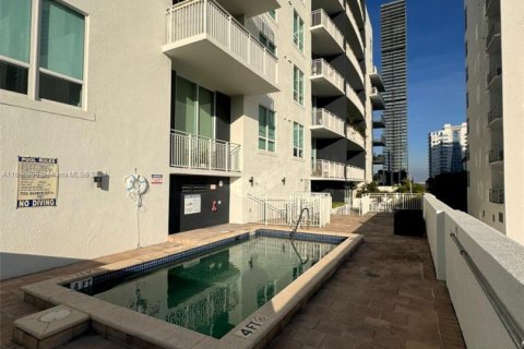 Condo in Miami, Florida, 1 bedroom  № 1862670 - photo 23