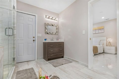 Villa ou maison à louer à Lauderdale-by-the-Sea, Floride: 5 chambres, 226.68 m2 № 2152994 - photo 26