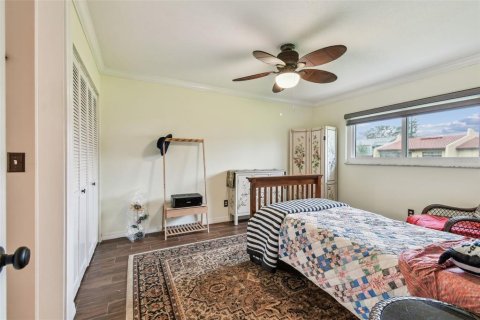 Condo in Largo, Florida, 2 bedrooms  № 1837948 - photo 8