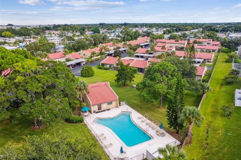 Condo in Largo, Florida, 2 bedrooms  № 1837948 - photo 24