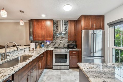 Condo in Largo, Florida, 2 bedrooms  № 1837948 - photo 6