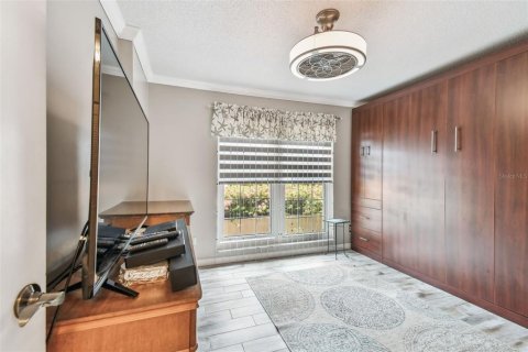 Condo in Largo, Florida, 2 bedrooms  № 1837948 - photo 13