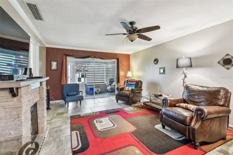 Condo in Largo, Florida, 2 bedrooms  № 1837948 - photo 4