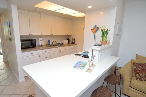 Condo in Largo, Florida, 1 bedroom  № 2196466 - photo 6