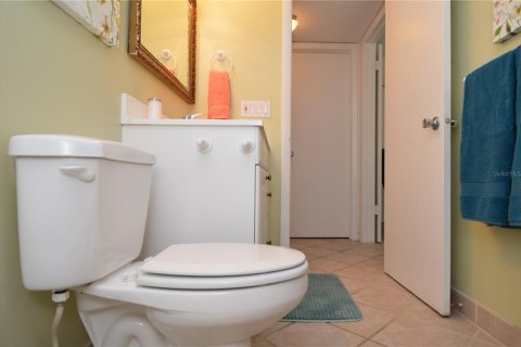 Condo in Largo, Florida, 1 bedroom  № 2196466 - photo 27