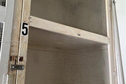 Купить кондоминиум в Холливуд, Флорида 2 спальни, 83.61м2, № 2010831 - фото 19